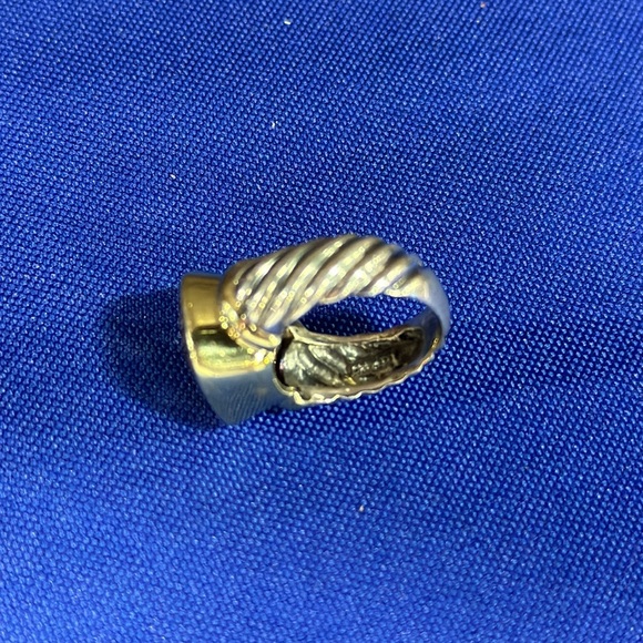 David Yurman Citrine Ring in 14k gold and Sterling Silver - Picture 5 of 8